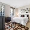 Отель Global Luxury Suites at The White House, фото 6