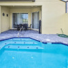 Отель Amazing New 5 Bedroom 4.5 Bathroom TownHome with Pvt Pool and Amenities Included, фото 16