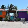 Отель Coco's Beachfront Cabanas, фото 1