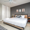 Отель ATL Downtown 2BR with Free Parking Gym, фото 4