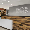 Отель Hampton Inn By Hilton Cornwall, фото 2