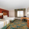 Отель La Quinta Inn & Suites Denver Southwest Lakewood, фото 27