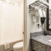 Отель Econo Lodge, фото 9