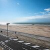 Отель Contemporary Apartment in Oostende With Balcony, фото 15