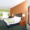 Отель Fairfield Inn & Suites by Marriott, фото 3
