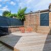 Отель Charming 3Br Home In East London W Terrace в Лондоне