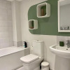 Отель Central 2-Bed in the Contemporary New Build with Free Parking, фото 5