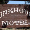 Отель Bunkhouse Motel, фото 4