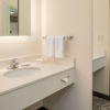 Отель SpringHill Suites by Marriott Portland Airport, фото 5