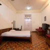 Отель Bed and Breakfast at Colaba, фото 2
