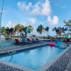 Отель Holiday Inn Resort Nassau, фото 15