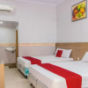 Отель RedDoorz near Goa Panggung, фото 5