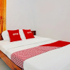 Отель OYO Life 92021 Dua Putra Homestay Klayar, фото 4