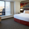 Отель Delta Hotels by Marriott Ottawa City Centre, фото 17