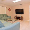 Отель Crescent Street Manor - Three Bedroom Home, фото 6