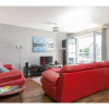 Отель Bright, Contemporary Edinburgh Flat With Parking!, фото 15