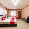 Отель Oyo 75370 Saowanee Resort And Apartment, фото 19