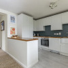 Отель Bright 2 BR Battersea Flat With Great Location!, фото 6
