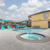 Отель Days Inn & Suites by Wyndham La Porte, фото 14