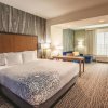 Отель La Quinta Inn & Suites by Wyndham Duluth, фото 5