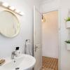 Отель CONSELL DE CENT · Loving the Sagrada Familia 3BR comfort apartment, фото 10