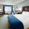 Отель Holiday Inn Express and Suites, an IHG Hotel, фото 37