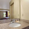 Отель Days Inn & Suites by Wyndham Tuscaloosa - Univ. of Alabama, фото 7