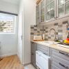 Отель Large Studio in the Heart of Paris, for 4 People, фото 10