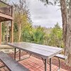 Отель Sevierville Home: Lookout Deck, 10 Mi to Dollywood, фото 16