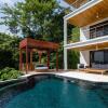Отель Stunning 7 BR Villa Manuel Antonio Sanctuary, фото 28