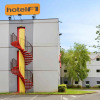 Отель hotelF1 Montauban, фото 1