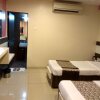 Отель JK Rooms 121 Hotel Shaheen International, фото 15