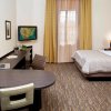 Отель Candlewood Suites Lakeville I-35, an IHG Hotel, фото 4