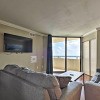 Отель Hudson Resort Condo w/ Private Beach Access!, фото 6