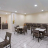 Отель Quality Inn & Suites Airport West, фото 27