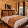 Отель Greenbrier Estate 28 Bedroom Cabin by RedAwning, фото 6