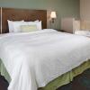 Отель Hampton Inn & Suites Lincoln - Northeast I-80, фото 19