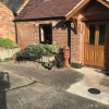 Отель Lovely 1-bed Cottage in Nuneaton, фото 13