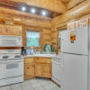 Отель Royal Views - Private Mountain Top Cabin 2 Bedroom Cabin by RedAwning, фото 9