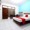Отель RedDoorz Plus Syariah near Lempuyangan Station 3, фото 5