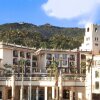 Отель Sanya Yalong Bay Sintra Suites Hotel в Санье