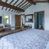 Отель Casale le Querce di Cetona 9 Emma Villas, фото 3