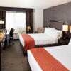 Отель Hampton Inn Newark Airport в Ньюарке