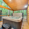 Отель Broken Bow Cabin w/ Hot Tub, Near Choctaw Casino!, фото 11