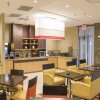 Отель Hawthorn Suites by Wyndham Fargo, фото 11
