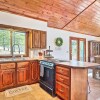 Отель Woodland Park Hideaway w/ Mtn Views & Hot Tub, фото 12
