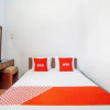 Отель OYO 94172 Mata Air Guest House Madiun, фото 6