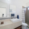 Отель Stunning Family House 5 Min From Beach, фото 5
