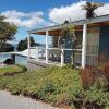 Отель At the Beach Cottages, фото 27