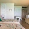Отель Sky Box Beach Suite at Montego Bay Club, фото 2